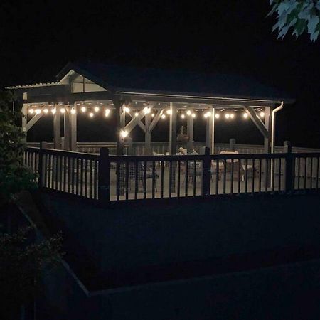 Bills Bungalow On Lake Burton With Top Dock And Patio เคลย์ตัน ภายนอก รูปภาพ